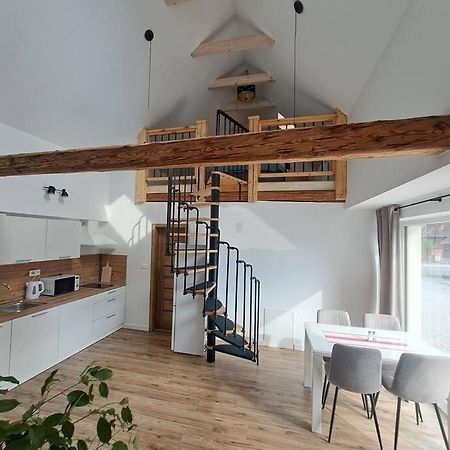 Apartman Loft Parnica Luaran gambar