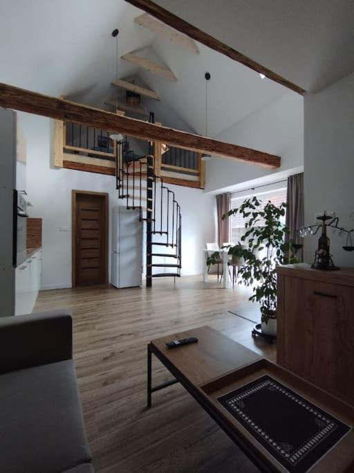 Apartman Loft Parnica Luaran gambar