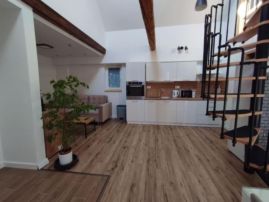 Apartman Loft Parnica Luaran gambar
